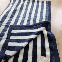 アクリル毛布（シングル）