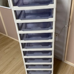 【商談中】IRIS スーパークリアチェスト 10段の画像