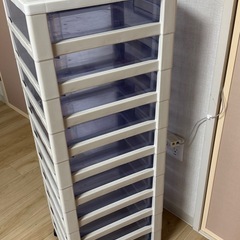 【商談中】IRIS スーパークリアチェスト 10段の画像