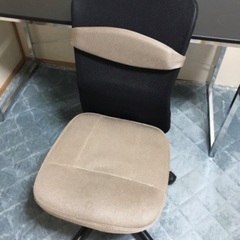 椅子　オフィスチェア　(昇降なし)