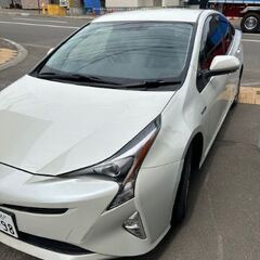 ★自社ローン対応★     平成28年登録トヨタプリウス