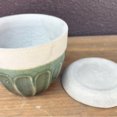 【未使用品】信楽焼 植木鉢 シノギポット 陶器 底穴ありの画像