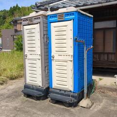 仮設トイレ