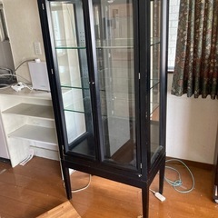 ガラスケース