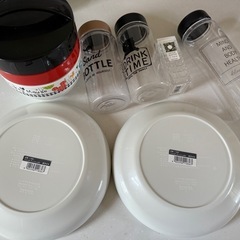 食器　水筒　スープジャー　調味料いれの画像