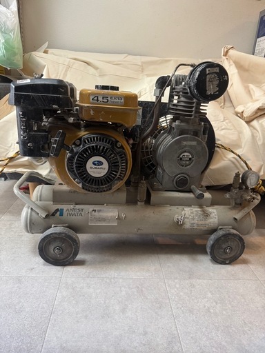 アネストイワタ　コンプレッサー