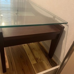 ガラス机