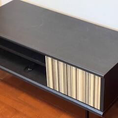 テレビボードの画像