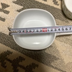NARUMI製　花柄の白いスープ皿　3個の画像
