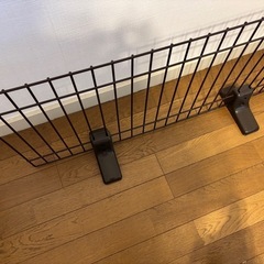 【決まりました】6/13まで来れる方【ペット用ミニフェンスペットゲート スチール製】41×90×20cm／の画像