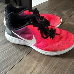 ナイキNIKE REVOLUTION3 レディース　22.5センチ