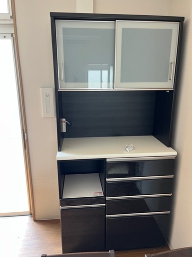 キッチン収納棚