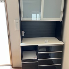 キッチン収納棚 
