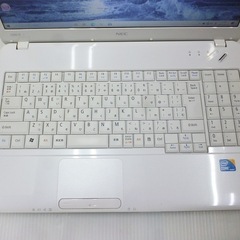 NEC LaVie LS550 ノートパソコンの画像