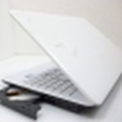 NEC LaVie LS550 ノートパソコンの画像