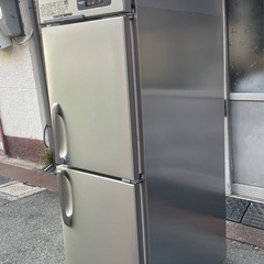 【動確済み】2019年 ホシザキ 業務用 縦型冷凍冷蔵庫 HRF-63A-ED 単相 100V 冷凍228L 冷蔵225L W625×D800×H1910 2枚扉 縦型2枚扉 大阪の画像