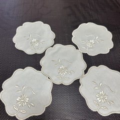 刺繍コースター