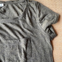 ベルシュカ　カーキTシャツの画像