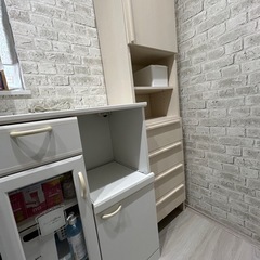 収納　食器棚　キッチンボード　収納