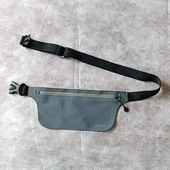 ウエストポーチ　［旅行、ランニング、イベント時の貴重品管理などに]