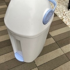 peagion 匂いし
ないオムツゴミ箱の画像
