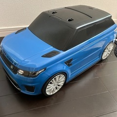 ランドローバー　乗ることもできるスーツケース