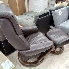 *更にお値段見直しました*リユースのサカイ栃木店★ジモティ割あり★ Himolla ヒモラ ゼロストレスリクライニングチェア オットマン付き ダークブラウン W80×D89×H102 クリーニング済み TC9052の画像