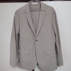 🔳 UNIQLO SLIM FIT ジャケット & パンツ