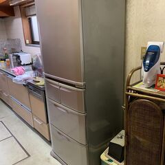 SANYO 冷蔵庫 SR-H401K　値下げしました