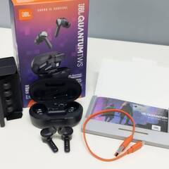 JBL QUANTUM TWS ワイヤレスイヤホン