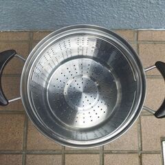 茹で鍋の画像