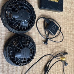 空調服バッテリーとファンの画像