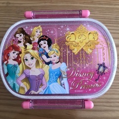 子ども用お弁当箱の画像