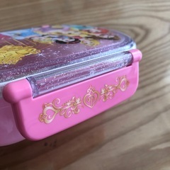 子ども用お弁当箱の画像