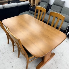 【超美品‼️】定価数十万♪ カリモク家具 165cm幅4人掛けダイニングテーブルセット 天然木製ナチュラルブラウン♪の画像