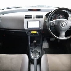 この車両も人気です✨　　スズキ　スイフトの画像