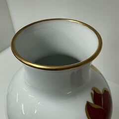 大倉陶園 花瓶 赤色木蓮 花器 高さ約27cm モクレン マグノリア フラワーベース 白磁 金彩 OKURA 札幌市 白石店 の画像