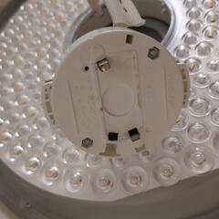 無料　リビング電気　LED調光電気の画像