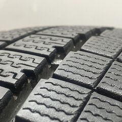 【走行短め】DUNLOP WINTER MAXX LV01 195/80R15 107/105N LT 15インチ スタッドレス 4本 24年製 ハイエース キャラバン等　(MTI916)クレジットカード QRコード決済可能の画像