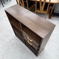 【お買い得‼️】便利♪ 89cm幅オープンラック 多目的棚 収納バスケット付き 収納家具 木目調ダークブラウン♪の画像