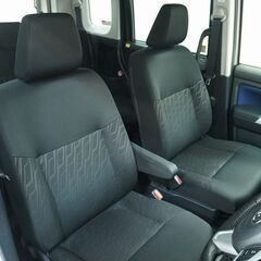 トヨタ タンク  カスタムＧ🚗乗降りしやすい両側電動スライドドア✨の画像