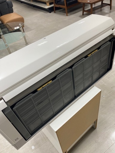 取りに来れる方限定！HITACHIの壁掛けエアコンです！