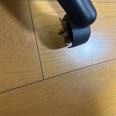 サンワサプライ 肘掛け付きオフィスチェアの画像