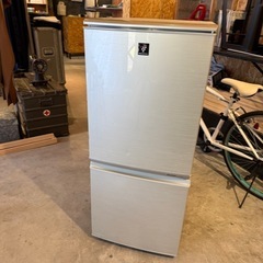 2011製　SHARP SJ-PD14T 冷蔵庫 137L
　