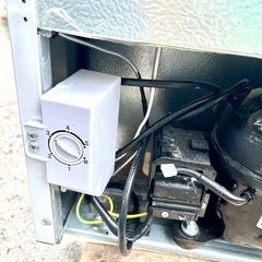 【武蔵小山店】フリーザー　冷凍ストッカー　 IUSD-6A 冷凍庫 小型冷凍庫 縦型冷凍庫 60L冷凍庫 アイリスオーヤマ 冷凍専用 セカンド冷凍庫 一人暮らし用冷凍庫 家庭用冷凍庫 2019年製冷凍庫の画像