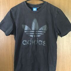 adidas Tシャツ 黒