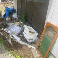 鉄、プラスチック、アルミ、ガラス　無料の画像
