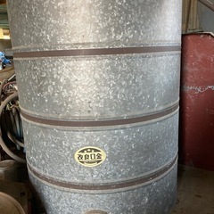 米缶タンク
