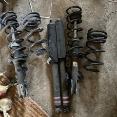 純正のサスペンションノートニスモの画像