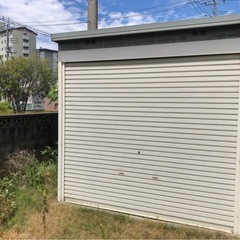 ガレージの画像